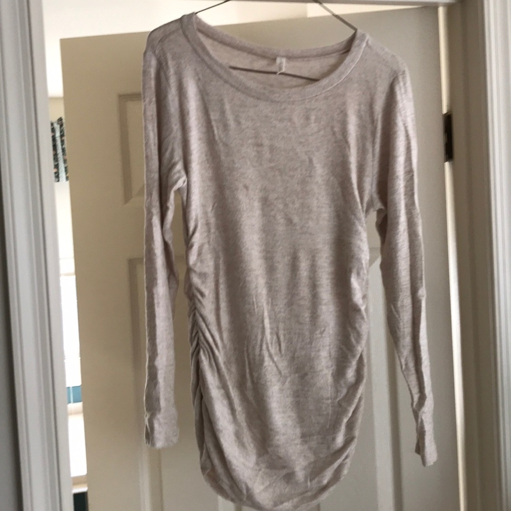Side ruched maternity sweater